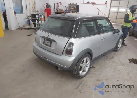 2006 Mini Cooper from USA, damaged, VIN WMWRC33566TJ74635
